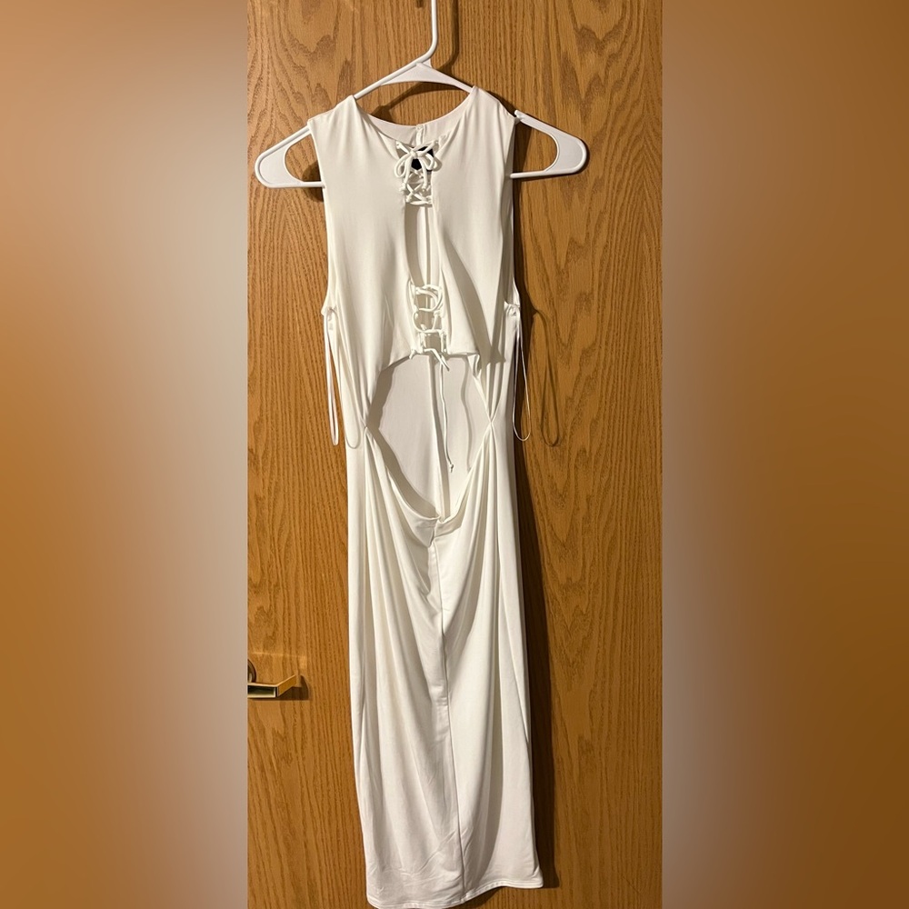 LA Luxé White Midi Dress with Open Back and Tie Detail NWOT
